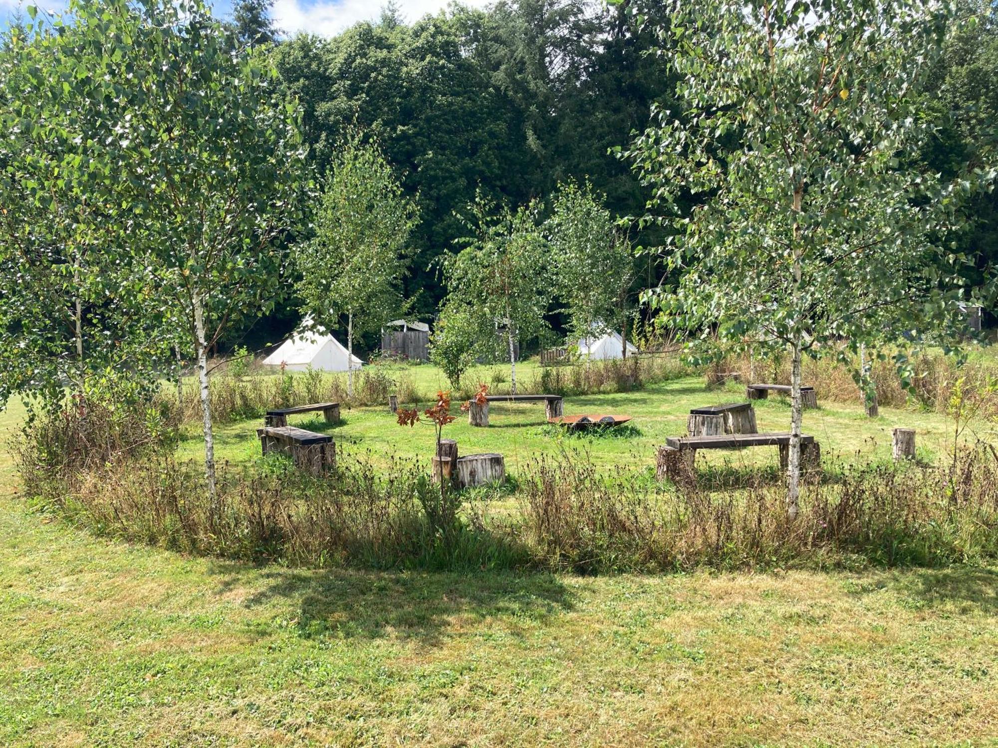 Au Pre Fleuri Eco Glamping Hotel Le Lindois Exterior photo
